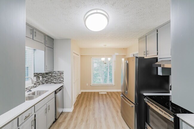 Building Photo - 3751 Quail Hollow Trail