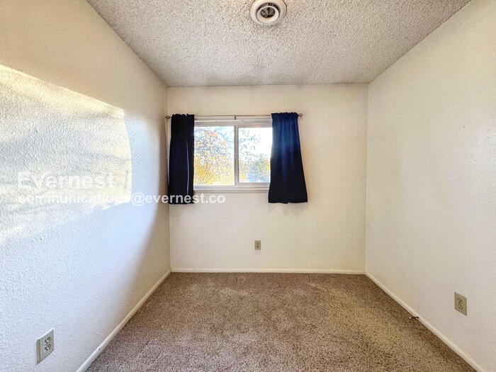 Building Photo - 8023 Wolff St