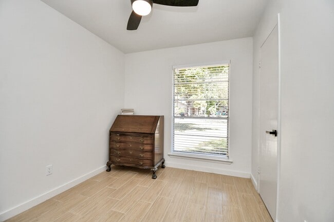 Building Photo - 59 S Waxberry Rd