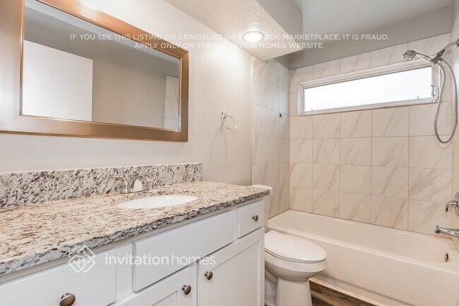 Building Photo - 4715 Rockingchair Dr