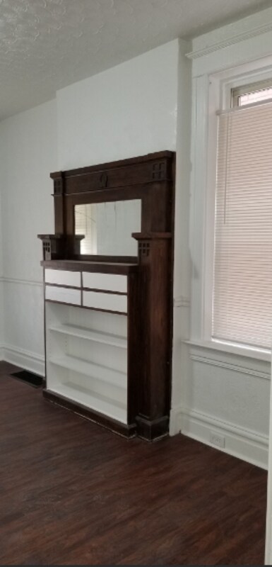 Building Photo - 3146 Keokuk St