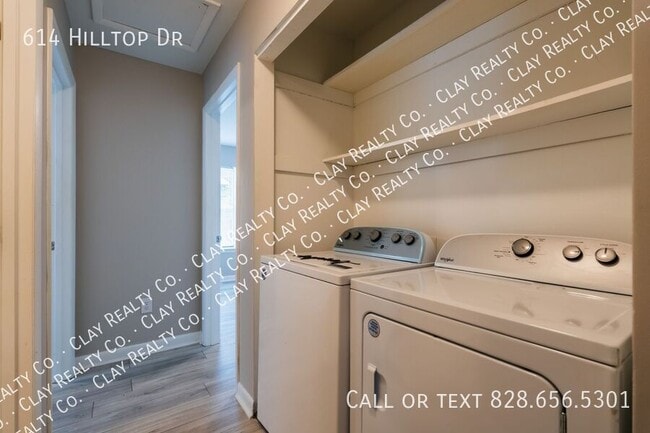Building Photo - 614 Hilltop Dr