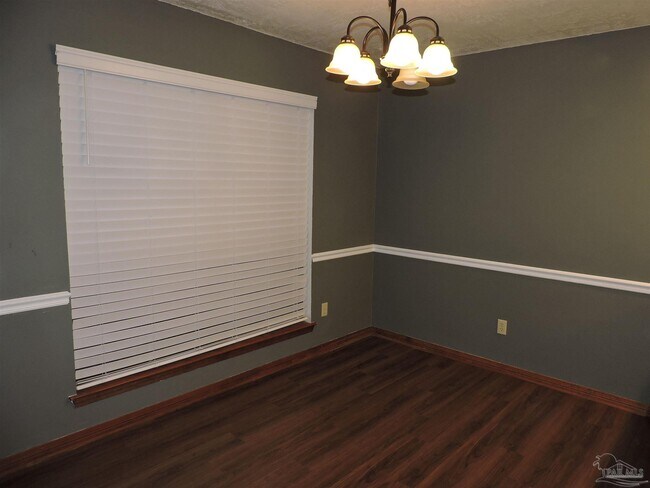 Building Photo - 3223 Windmill Cir