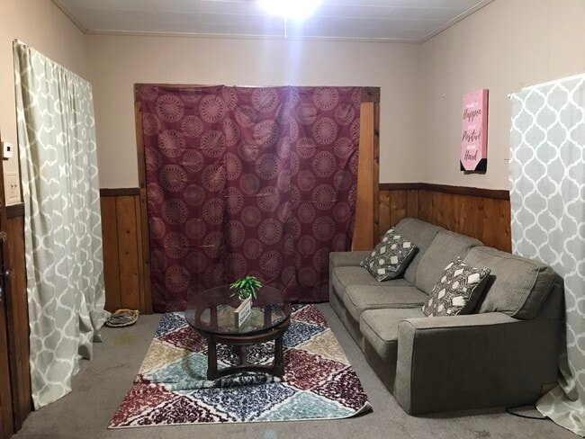 Building Photo - 375 West Ave