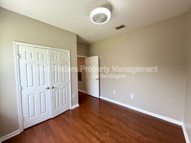 Building Photo - 7990 Baymeadows Rd E
