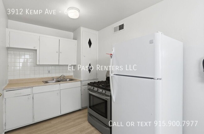 Building Photo - 3912 Kemp Ave