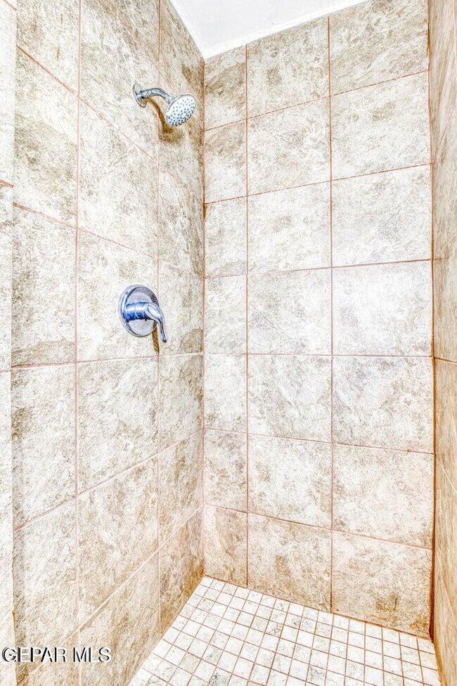 Building Photo - 2012 Amy Sue Dr