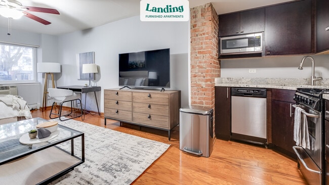 Building Photo - 639 W Grace St