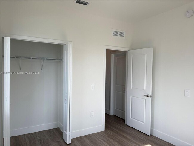 Building Photo - 34530 SW 190th Ave