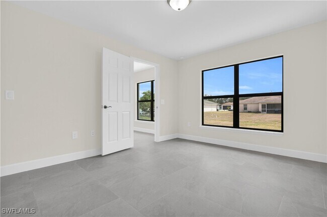 Building Photo - 3007 53rd St W