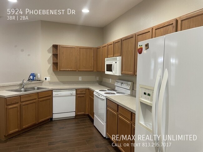 Building Photo - 5924 Phoebenest Dr