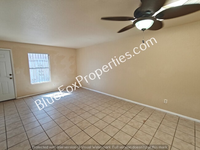 Building Photo - 3758 E 3rd St