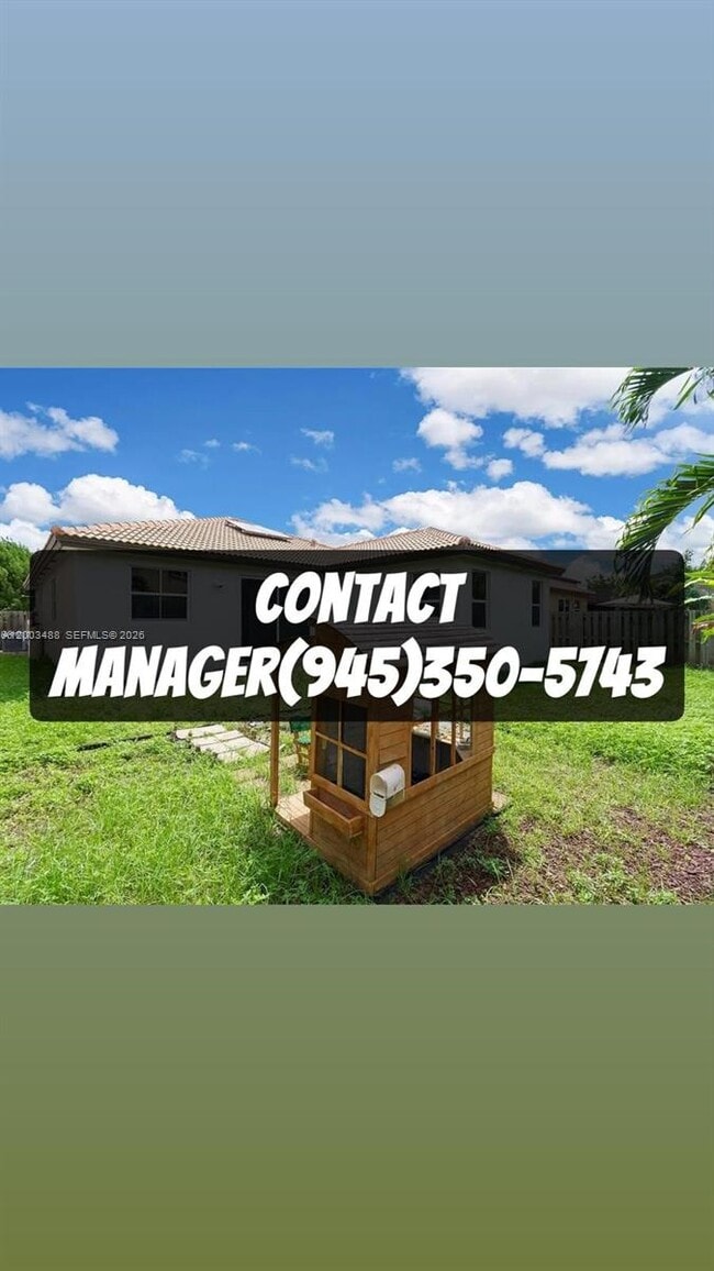 Building Photo - 24962 SW 118 Ct