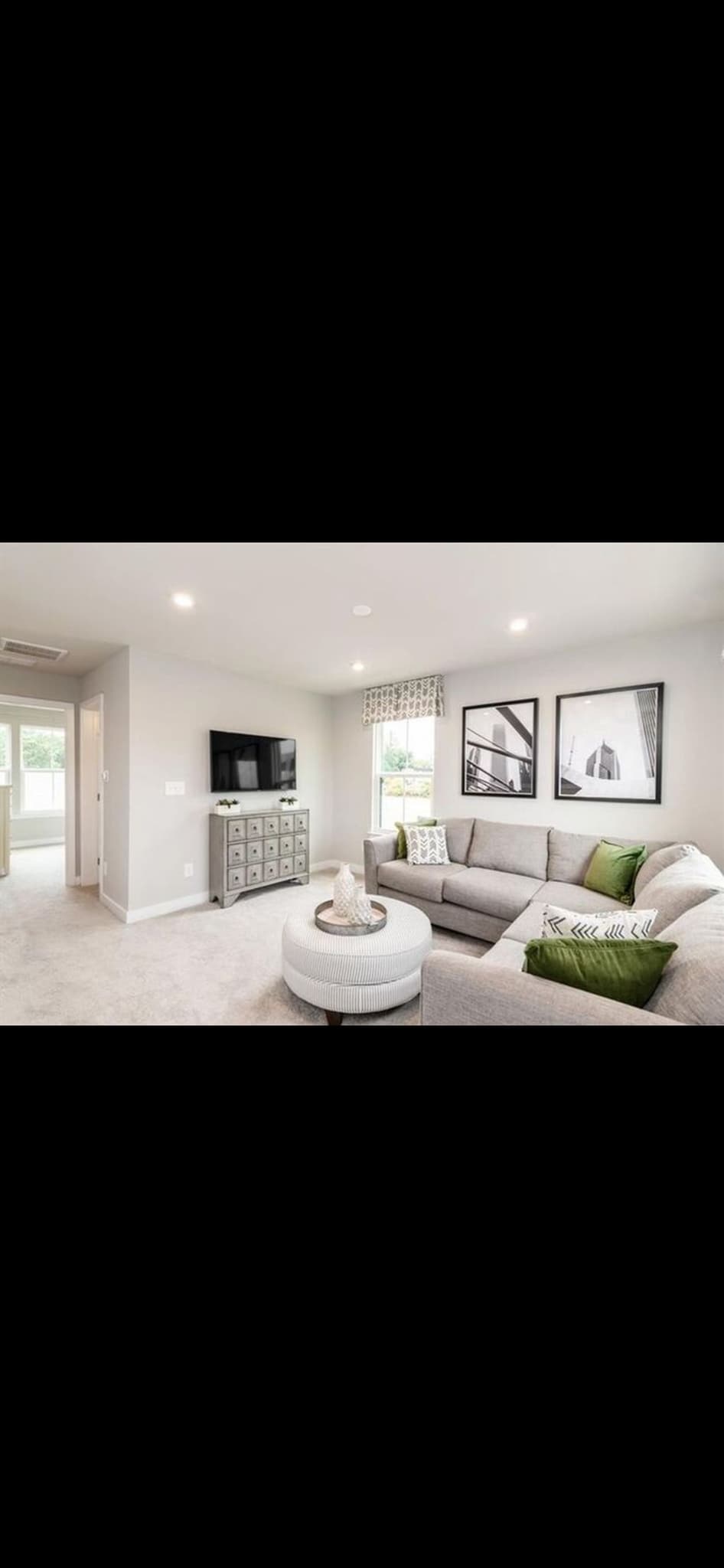 3rd Fl Bedroom w/ Bath & Loft - 458 W Tremont Ave