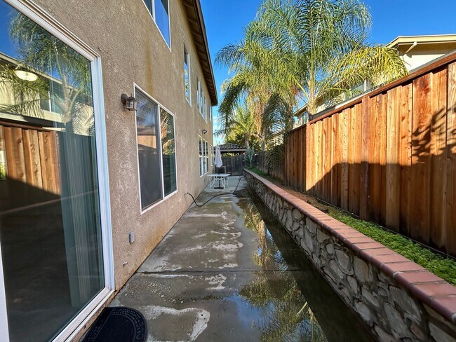 Building Photo - 5208 Harness Ct