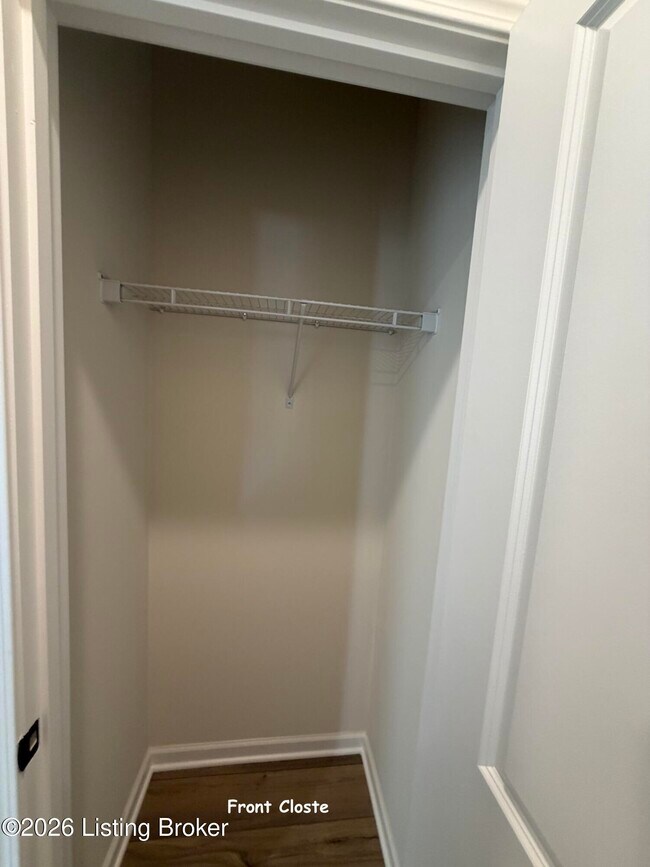 Building Photo - 16906 Aiken Rdg Cir