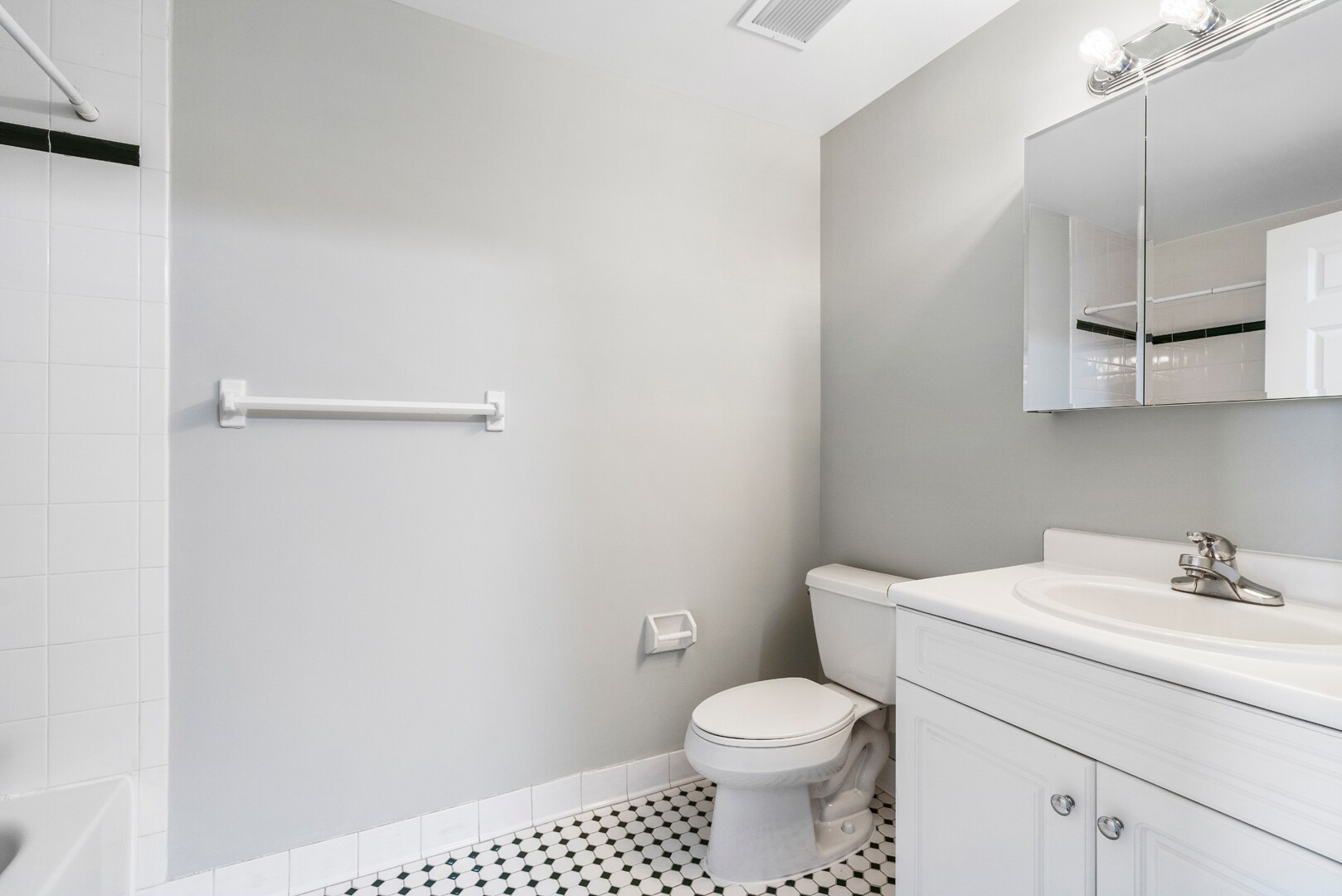 Half Bath - 100 Old Palisade Rd