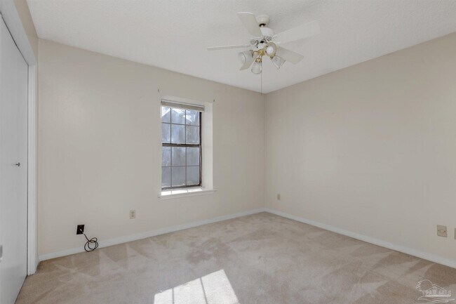 Building Photo - 1012 Coronado Ct