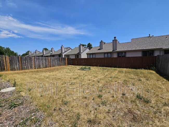 Building Photo - 146 Yank Way