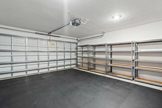 Building Photo - 701 Carlyle Wy