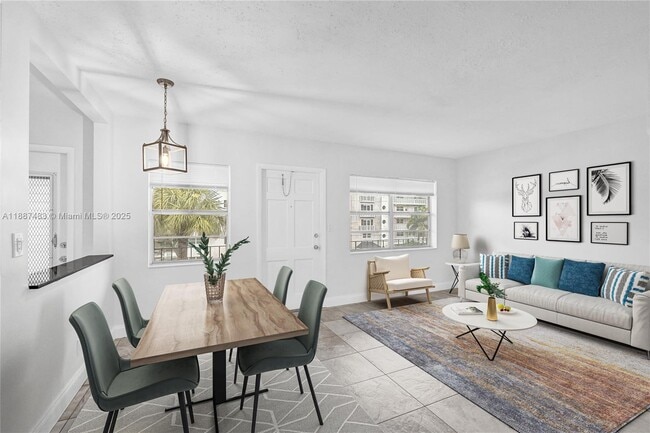 Primary Photo - 5050 Bayview Dr