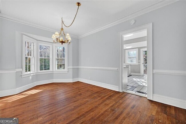 Building Photo - 444 Burlington Rd NE