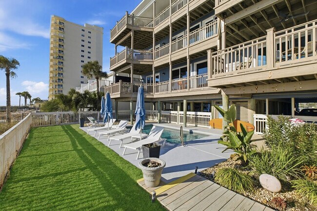 Building Photo - 8515 Surf Dr