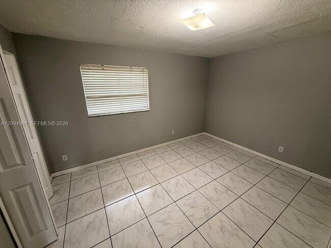 Building Photo - 633 W 68th St