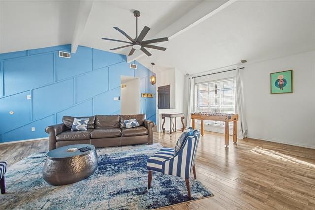 Building Photo - 913 Sandhurst Dr