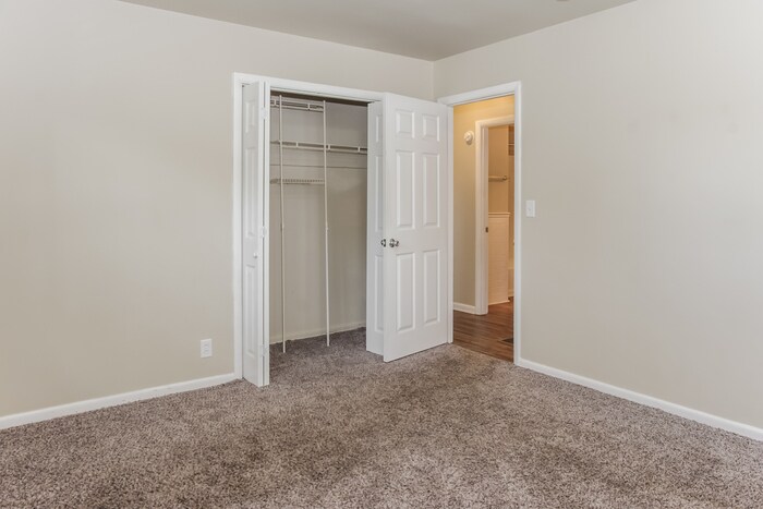 Building Photo - 3304 Reynolds Dr NW