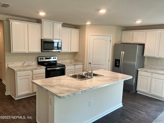 Building Photo - 3106 Lawton Pl