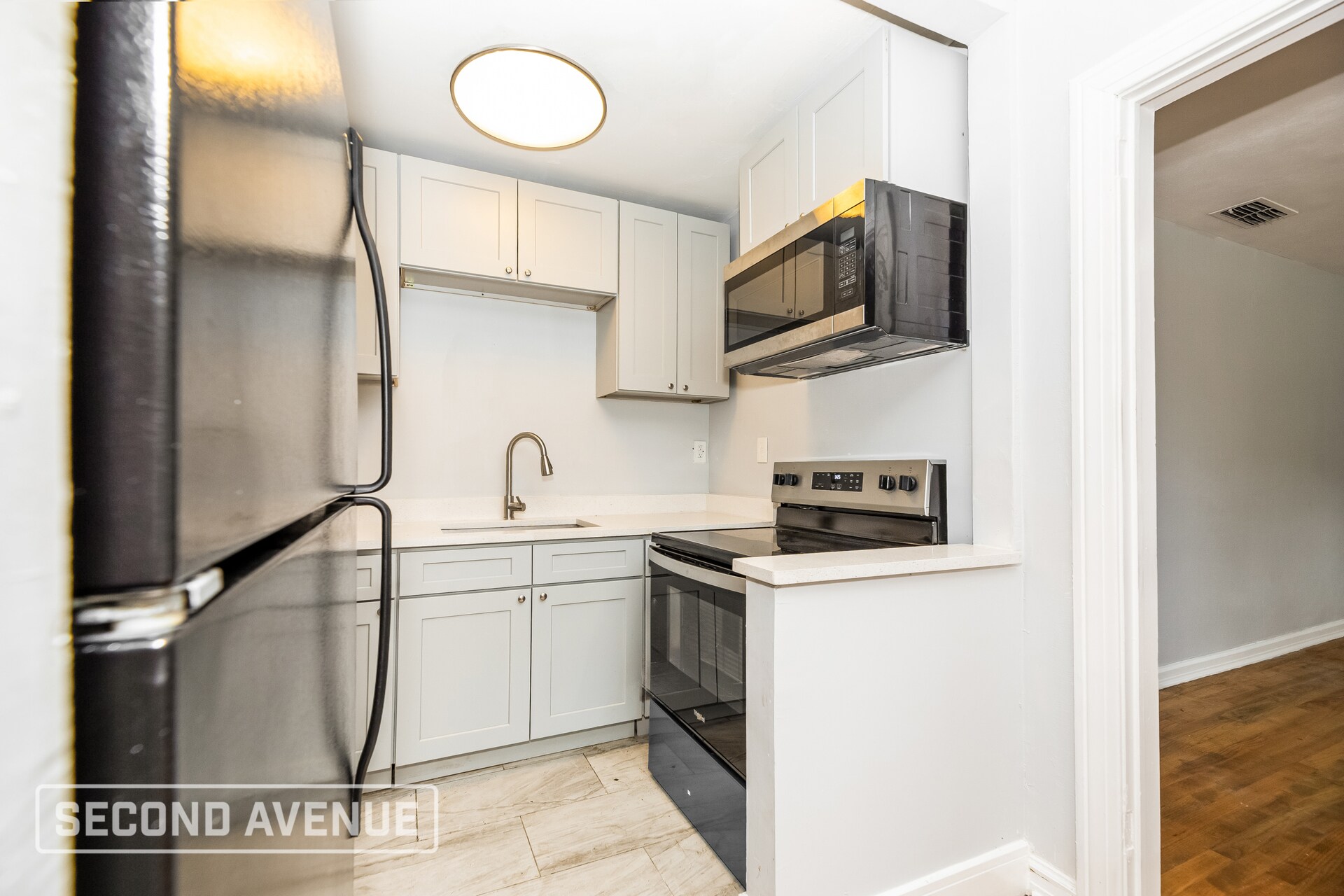 Building Photo - 2214 Wilson St