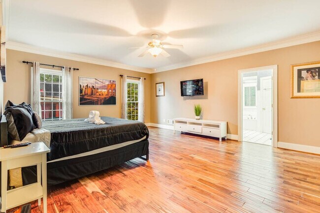 Building Photo - 2531 Old Salem Cir SE