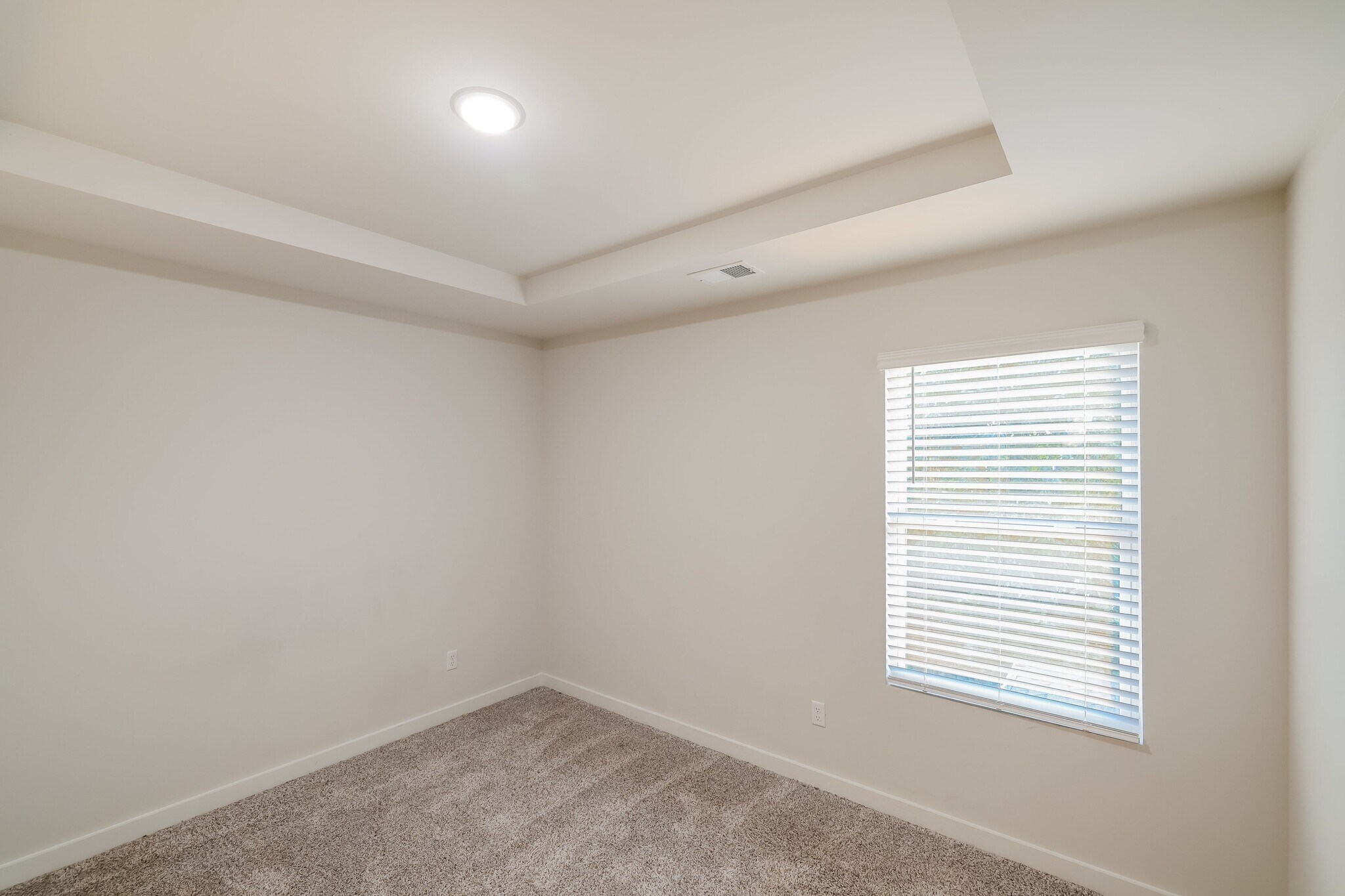 Building Photo - 5537 Cathwick Dr