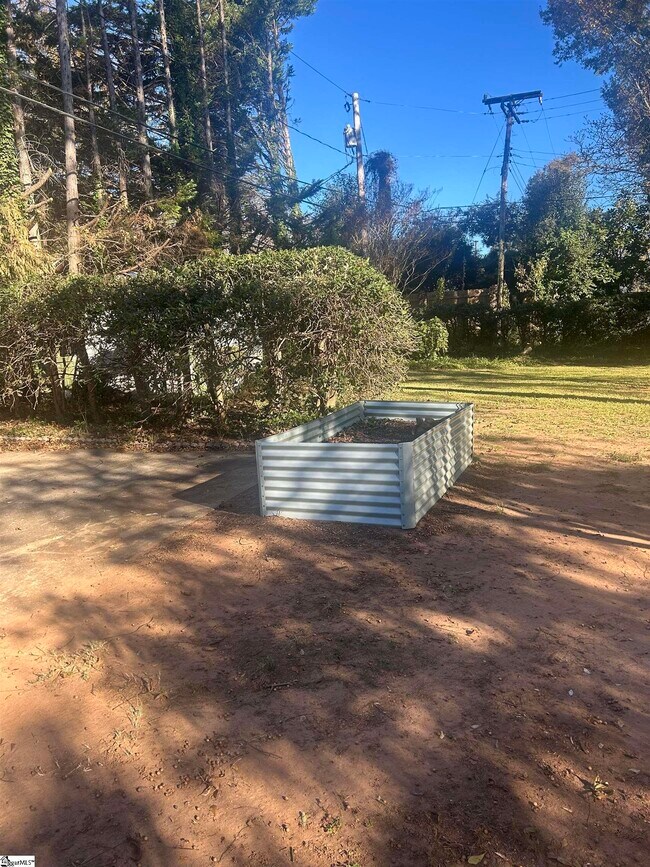 Building Photo - 9 W Mountainview Ave