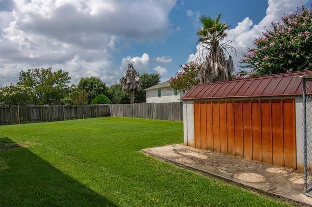 Building Photo - 17523 Poplar Canyon Ln
