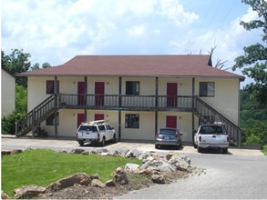 Building Photo - 1 Bedroom 1 Bathroom Apartment!