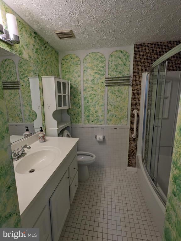 Building Photo - 2996 Paddock Wood Ct
