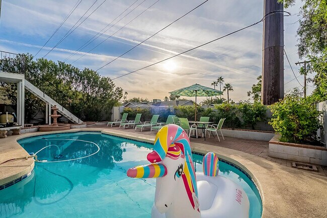 Building Photo - 2534 N 87th Way