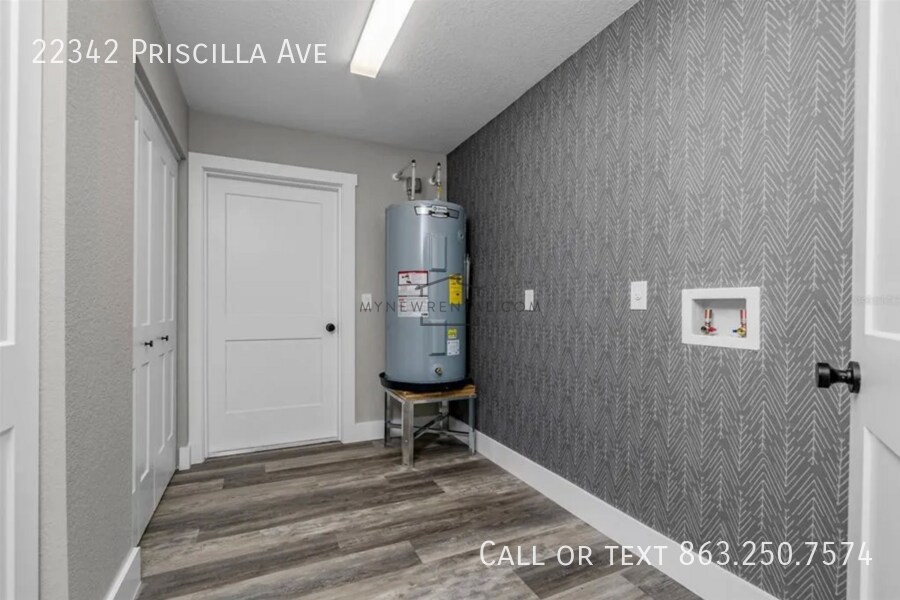 Building Photo - 22342 Priscilla Ave