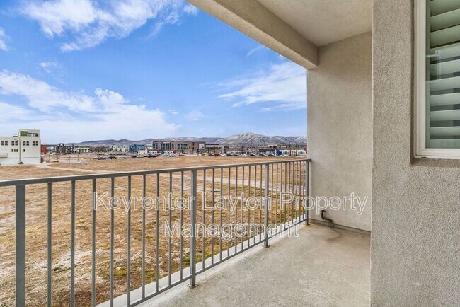 Building Photo - 5141 Rambutan Wy