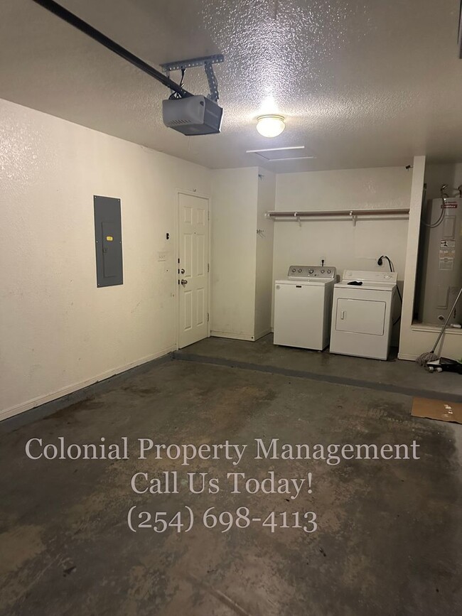 Building Photo - 3109 Denia Ct
