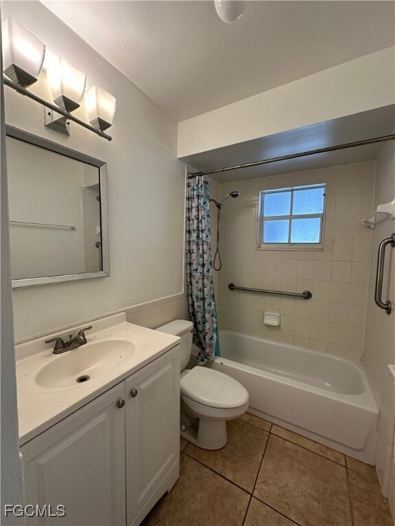 Building Photo - 821 Courtington Ln