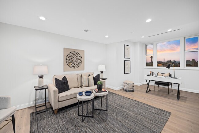 Building Photo - 801 Key Hwy