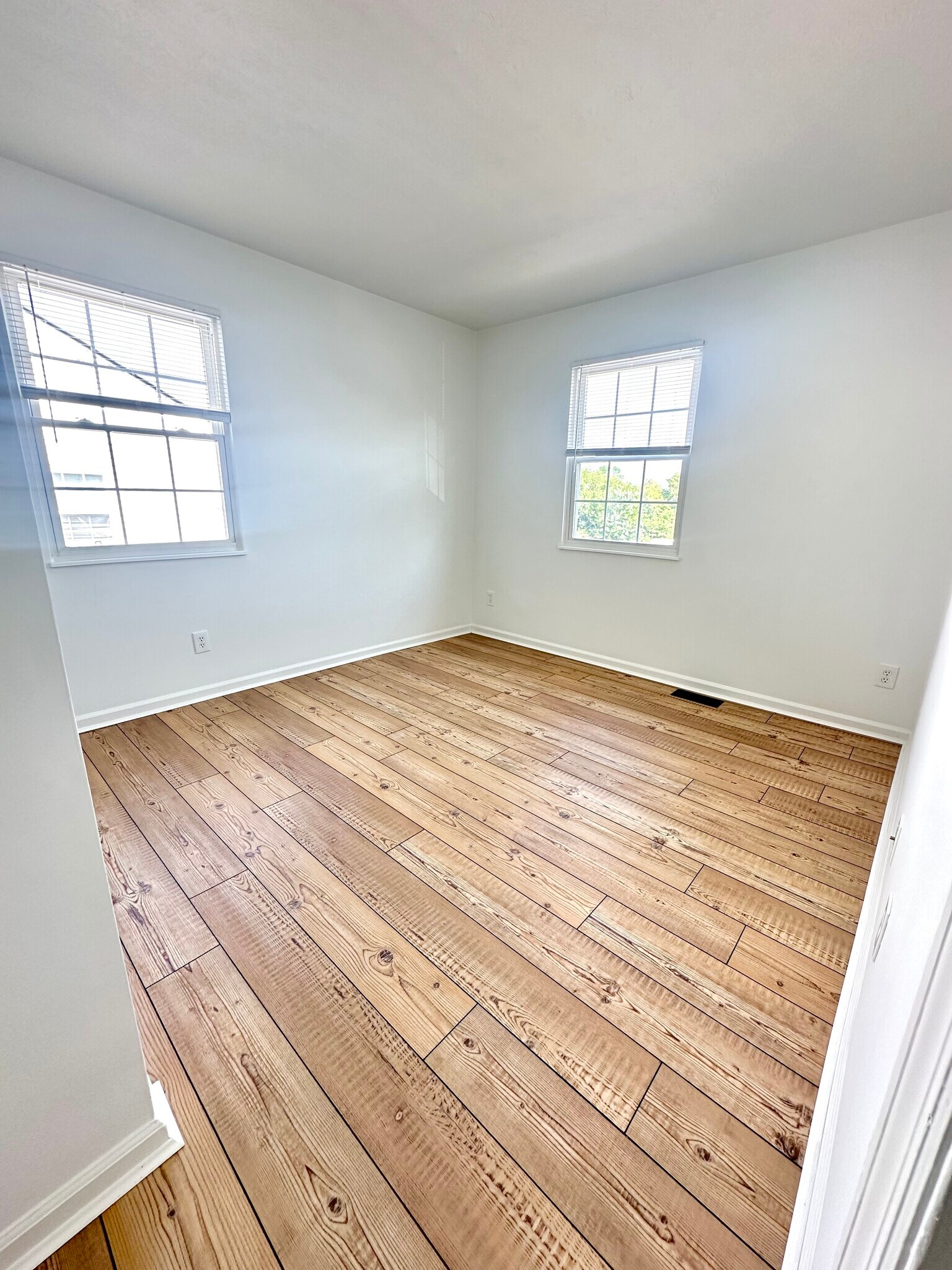 Building Photo - 7614 Pons Ln