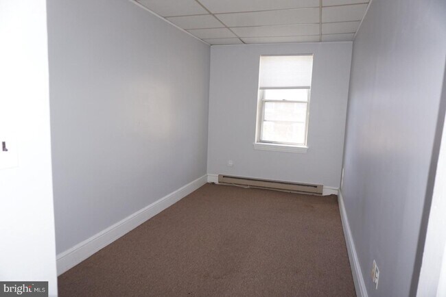 Building Photo - 117 E Lancaster Ave