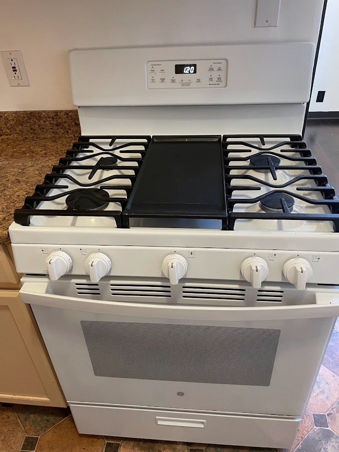 brand new stove/pven - 3639 1st Ave