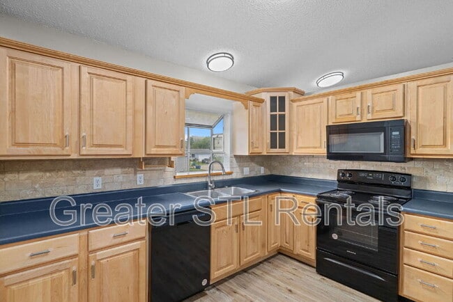 Building Photo - 1519 Harvard Way