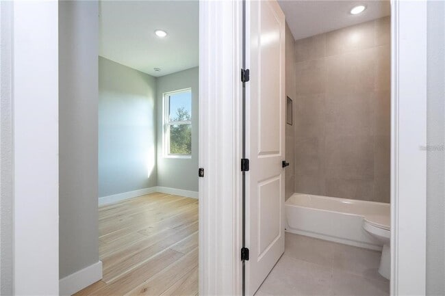 Building Photo - 49 Santa Fe St