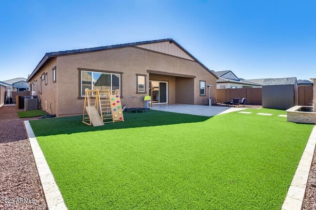 Building Photo - 7694 W Desert Spoon Dr